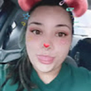 Meet your Posher, Lyndsey